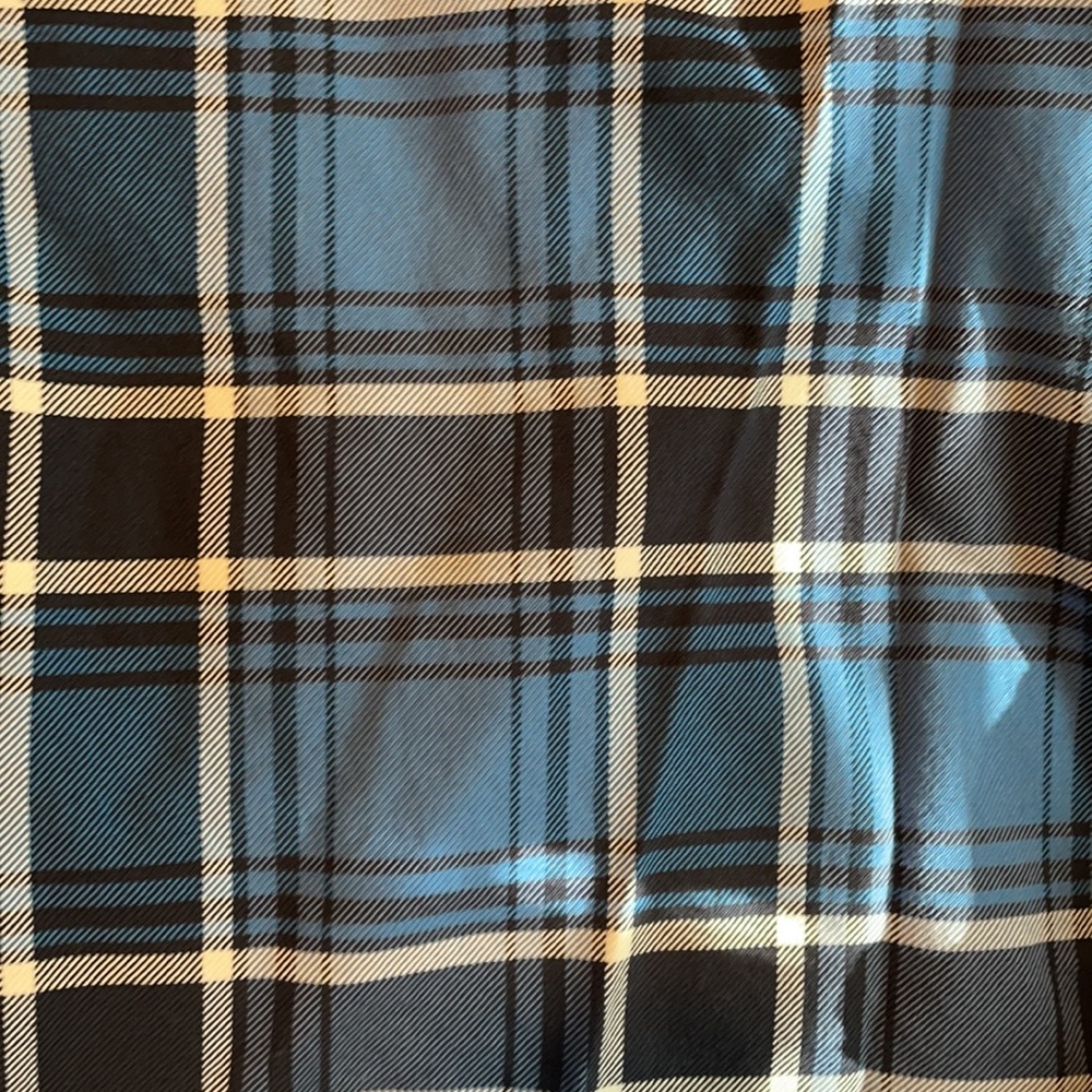 Blue plaid shirt - Picture 2 of 4